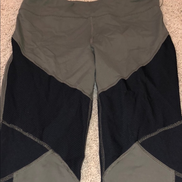 Leggings - Picture 2 of 4